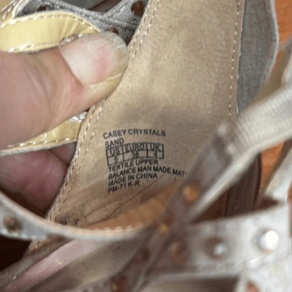 Badgley Mischka Wedge Sandals Womens Tan‎ Suede Rhinestone Strappy Cage 5M